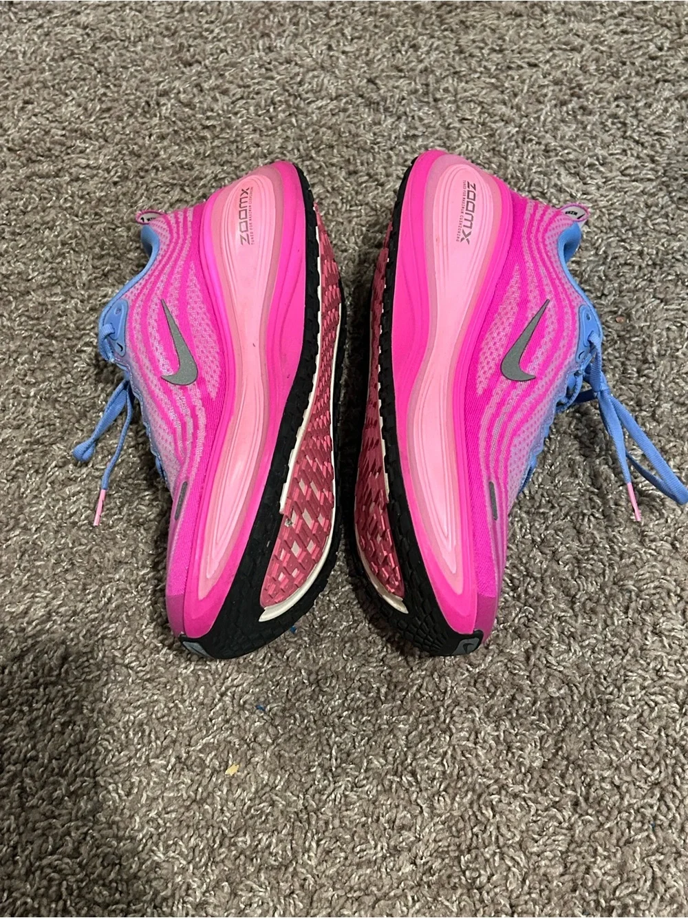 Nike Vomero Plus Road Running Shoes Women’s in Royal Fire Pink , size 10